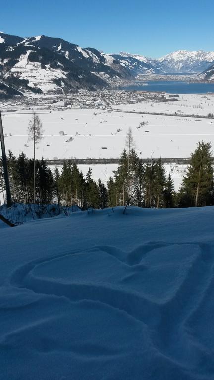 Ski & Golf Apartment Zell Am See Room photo